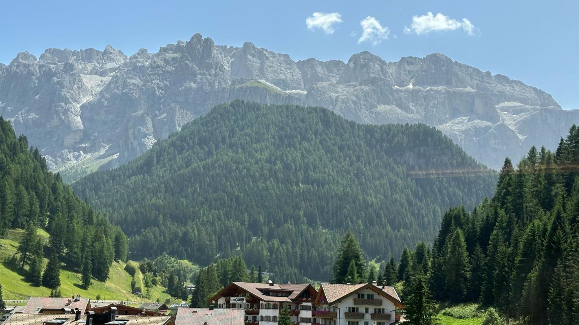 Giardin Boutique Hotel B&B Selva di Val Gardena Exterior photo