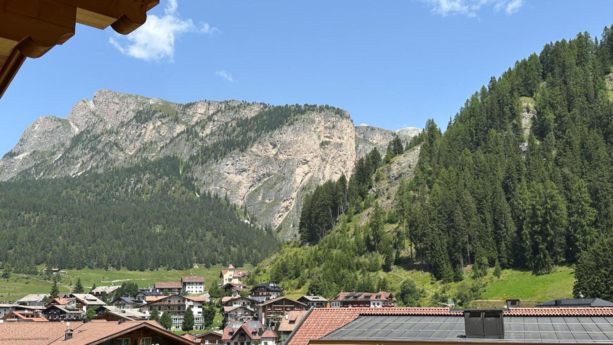 Giardin Boutique Hotel B&B Selva di Val Gardena Exterior photo