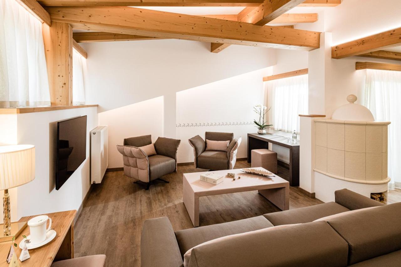 Giardin Boutique Hotel B&B Selva di Val Gardena Exterior photo