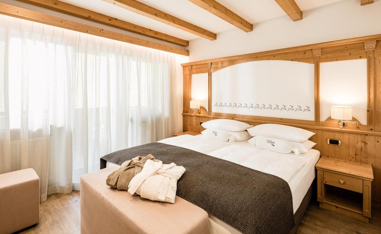 Giardin Boutique Hotel B&B Selva di Val Gardena Exterior photo
